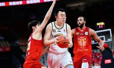 明星球员在国内联赛中展现出色表现