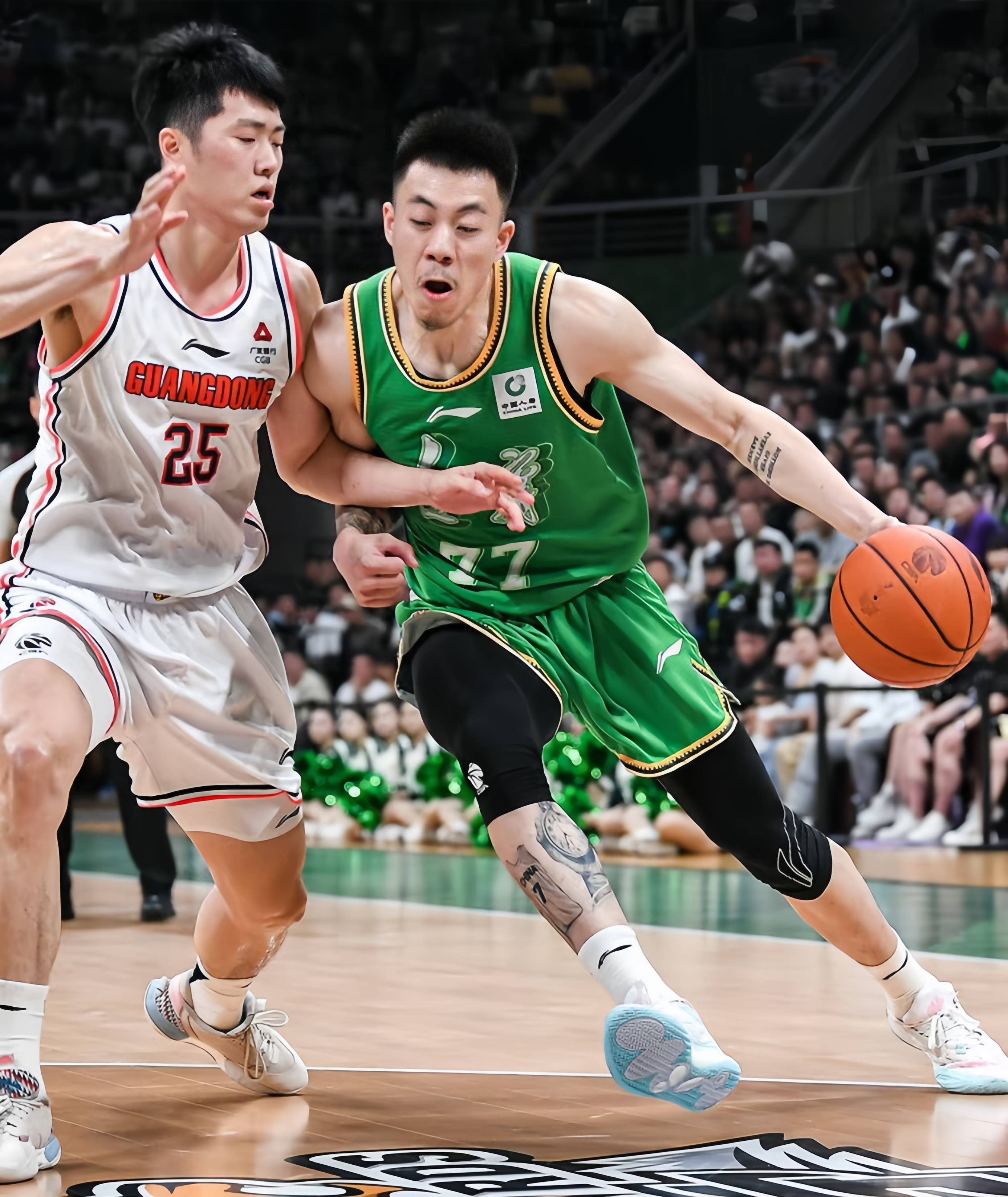 天津男篮击败辽宁队，实现逆转